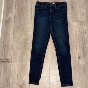 Dark Blue Women's Levi’s Jeans